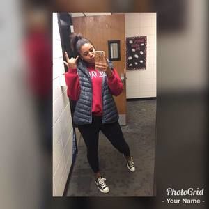 Meet your Posher, Tiara